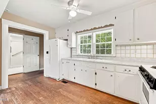 307 E F St, Erwin, NC 28339 - Photo 17