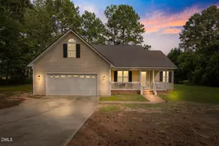 299 Park Ln, Coats, NC 27521 - Photo 1