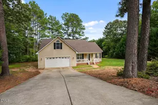 299 Park Ln, Coats, NC 27521 - Photo 3
