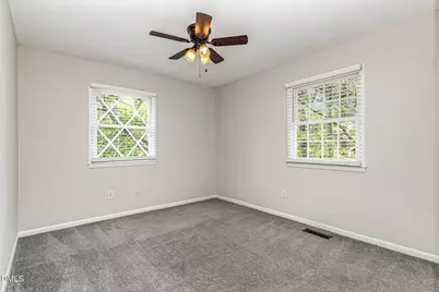 806 Primrose Street, Selma, NC 27576 - Photo 17