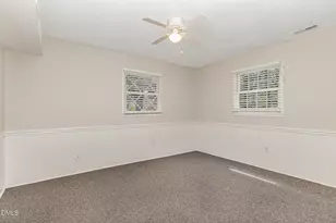 806 Primrose St, Selma, NC 27576 - Photo 13