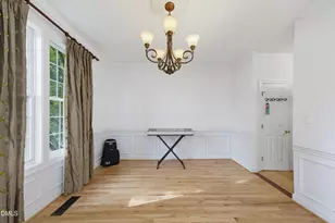 8901 Castleton Ln, Raleigh, NC 27615 - Photo 7