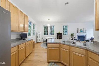 8901 Castleton Lane, Raleigh, NC 27615 - Photo 17