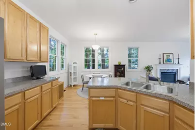 8901 Castleton Lane, Raleigh, NC 27615 - Photo 15