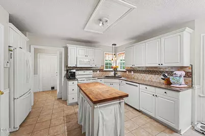 153 Smiths Creek Drive, Clayton, NC 27520 - Photo 7