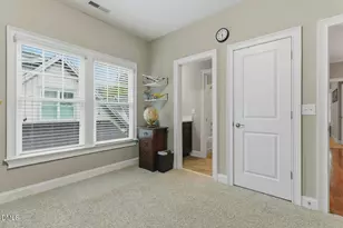 3709 Rolston Dr, Raleigh, NC 27609 - Photo 63