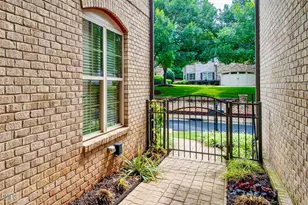 152 Arabella Ct, Cary, NC 27518 - Photo 3