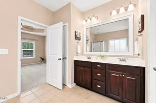 1922 Hinswood Cir, Fuquay Varina, NC 27526 - Photo 15