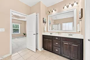 1922 Hinswood Cir, Fuquay Varina, NC 27526 - Photo 15