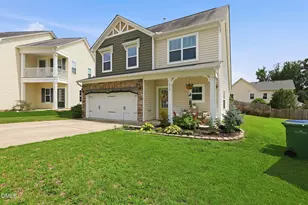 1922 Hinswood Cir, Fuquay-Varina, NC 27526 - Photo 1