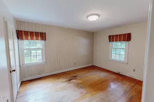 907 Frank St, Roxboro, NC 27573 - Photo 15