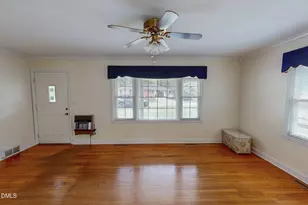 907 Frank St, Roxboro, NC 27573 - Photo 13