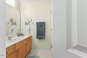 153 Summit Oaks Ln, Holly Springs, NC 27540 - Photo 31