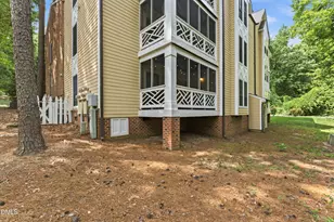1006 Kingswood Dr, Chapel Hill, NC 27517 - Photo 23