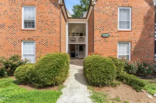 1006 Kingswood Dr, Chapel Hill, NC 27517 - Photo 3