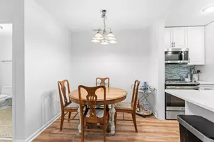 1006 Kingswood Dr, Chapel Hill, NC 27517 - Photo 7