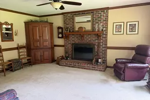 10608 Lake Pl, Zebulon, NC 27597 - Photo 9