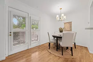 1402 Barton Pl Dr, Raleigh, NC 27608 - Photo 5