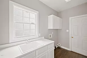 406 Cricketfield Ln, Cary, NC 27518 - Photo 27