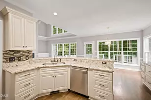 406 Cricketfield Ln, Cary, NC 27518 - Photo 25