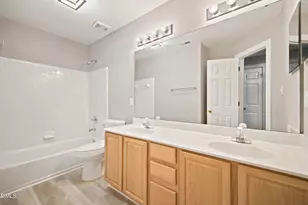 406 Cricketfield Ln, Cary, NC 27518 - Photo 45