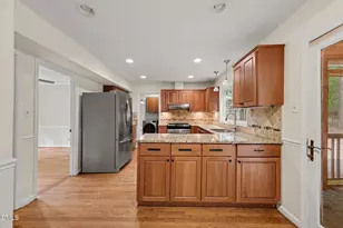 1307 Leclair St, Chapel Hill, NC 27517 - Photo 13