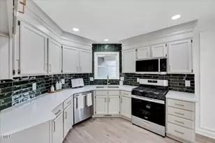 4413 Easthampton Dr, Raleigh, NC 27604 - Photo 9