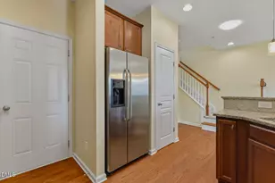 9137 Wooden Rd, Raleigh, NC 27617 - Photo 9