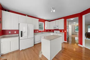 121 College Ave, Durham, NC 27713 - Photo 21