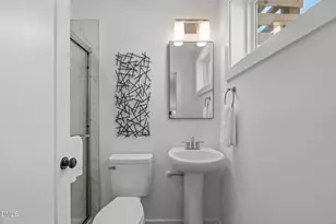 1105 Camden Ave, Durham, NC 27701 - Photo 17
