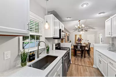 702 E Jones Street, Raleigh, NC 27601 - Photo 13