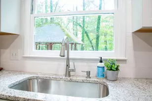110 Country Rd, Chapel Hill, NC 27514 - Photo 11