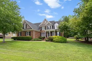 200 Gibson Ln, Clayton, NC 27527 - Photo 3