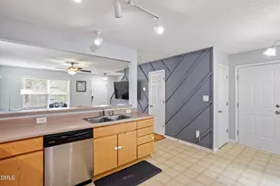 913 Woodgreen Dr, Durham, NC 27704 - Photo 11