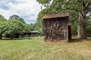 5317 Pine Dr, Raleigh, NC 27606 - Photo 29