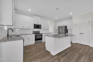 256 Custer Dr, Mebane, NC 27302 - Photo 11