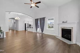 44 Heartleaf Sq, Youngsville, NC 27596 - Photo 5