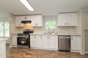 1201 Red Sunset Pl, Siler City, NC 27344 - Photo 11