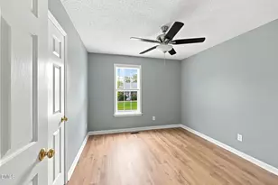 1312 Greenbranch Ln, Raleigh, NC 27603 - Photo 19