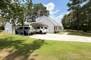 2704 Stoneybrook Rd, Farmville, NC 27828 - Photo 3