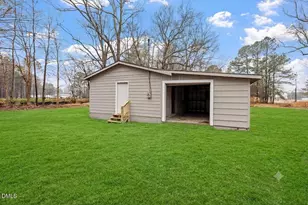 304 E Pope Ave, Kenly, NC 27542 - Photo 23