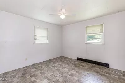 117 Warren Avenue, Oxford, NC 27565 - Photo 9