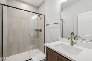 408 Kipling Ln, Chapel Hill, NC 27516 - Photo 7