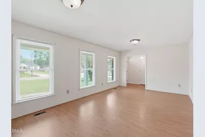 318 Crescent Drive, Clayton, NC 27520 - Photo 9