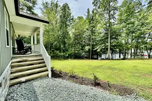 249 Fishermans Point Rd, Roxboro, NC 27574 - Photo 3