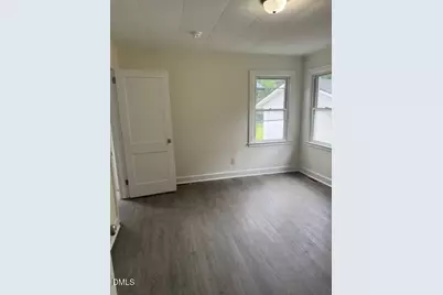 1009 W New Hampshire Avenue, Southern Pines, NC 28387 - Photo 9