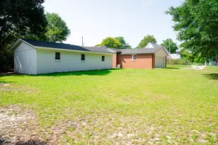 1009 W New Hampshire Ave, Southern Pines, NC 28387 - Photo 21