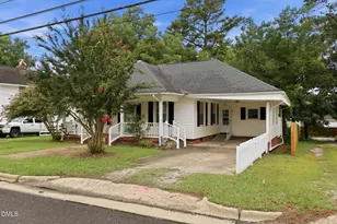 402 S 13th St, Erwin, NC 28339 - Photo 3