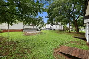 402 S 13th St, Erwin, NC 28339 - Photo 29
