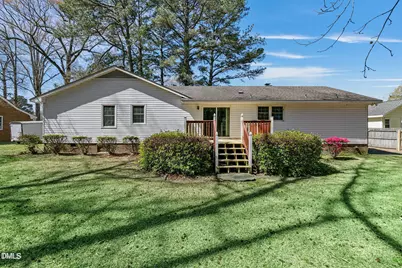 1125 Par Three Drive S, Wilson, NC 27893 - Photo 9